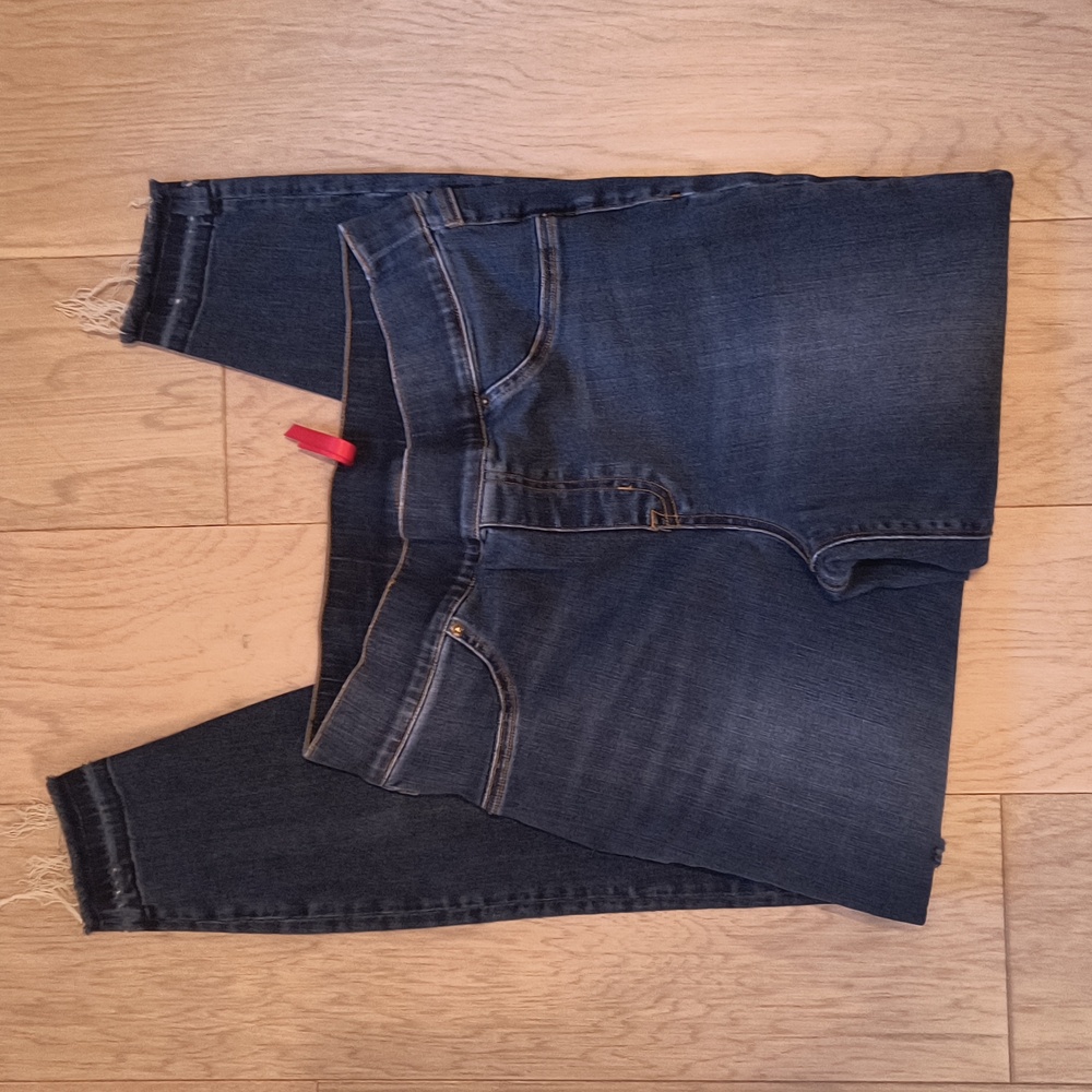 Spanx Distressed Jeans - Picture 3 of 8